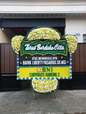 Papan Bunga Duka di Pulau Banyak Barat