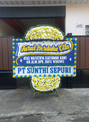 Papan Bunga Duka di Pulau Banyak Barat